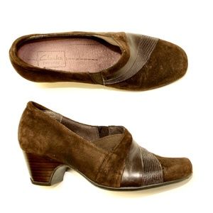 CLARKS Everyday Chunky Heel Suede Shoes